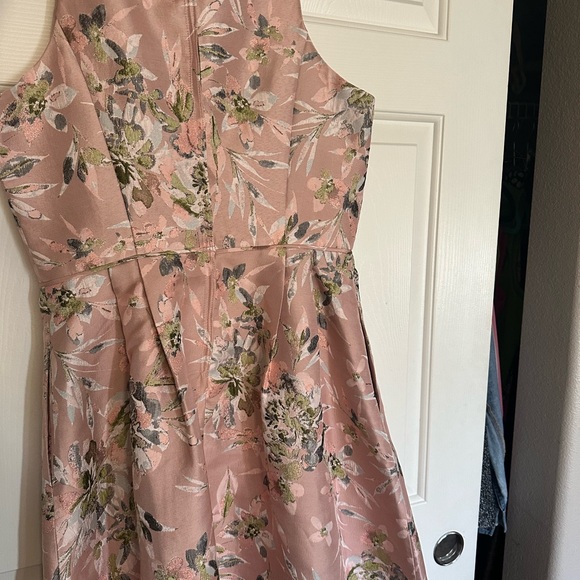 Women dress - Picture 4 of 6